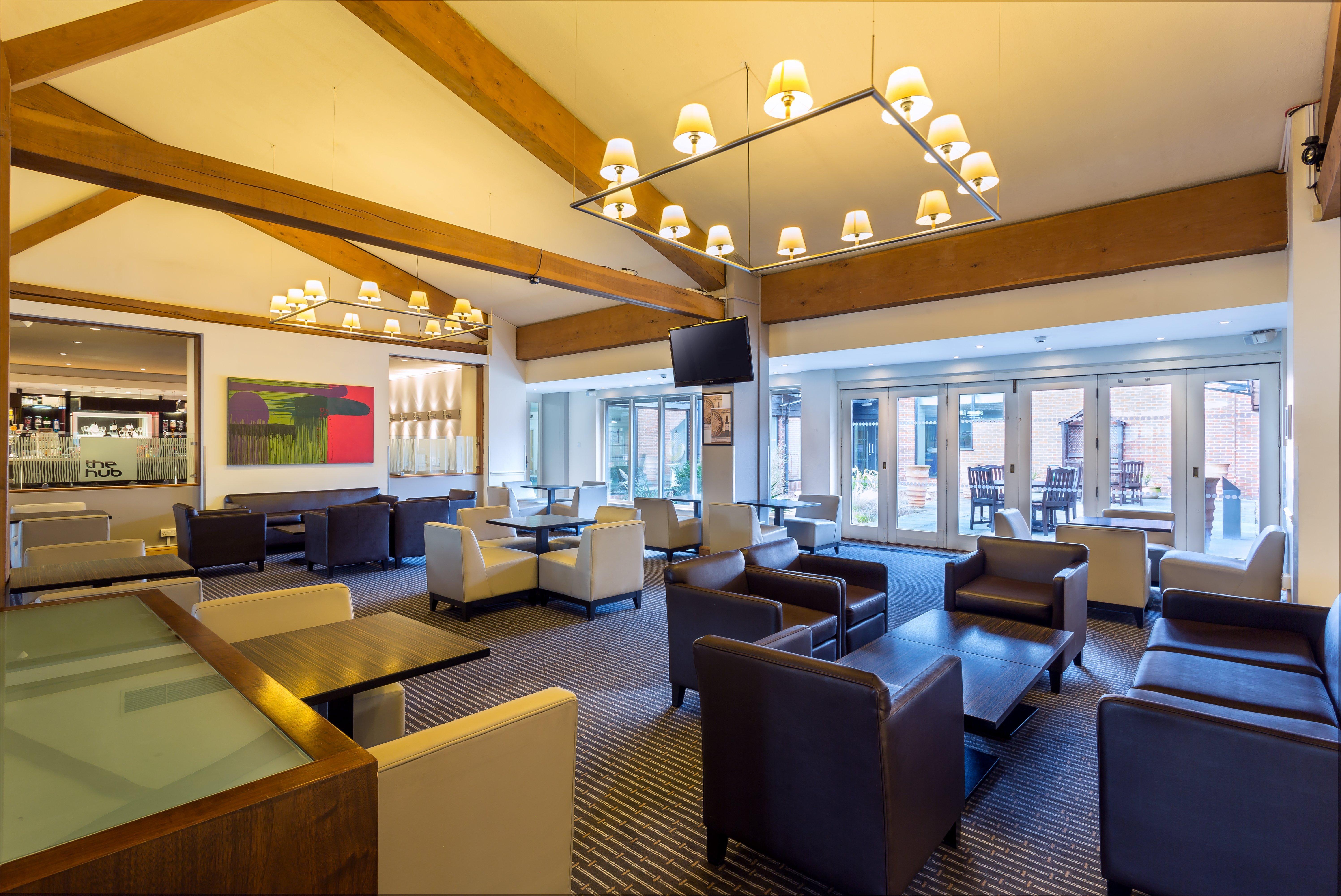Girton  Holiday Inn Cambridge By Ihg מראה חיצוני תמונה