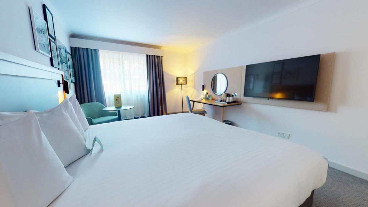 Girton  Holiday Inn Cambridge By Ihg מראה חיצוני תמונה