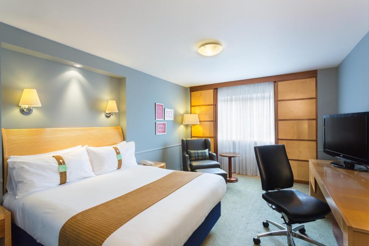 Girton  Holiday Inn Cambridge By Ihg מראה חיצוני תמונה