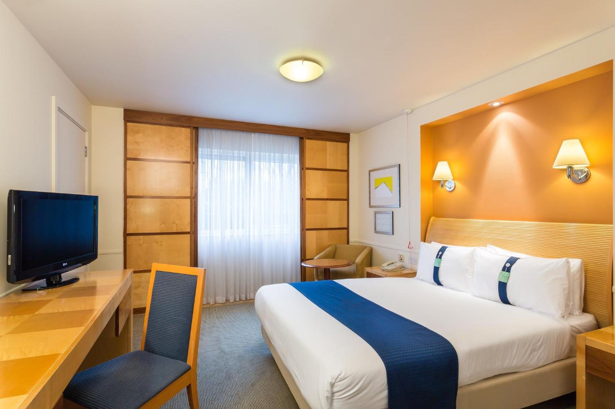 Girton  Holiday Inn Cambridge By Ihg מראה חיצוני תמונה