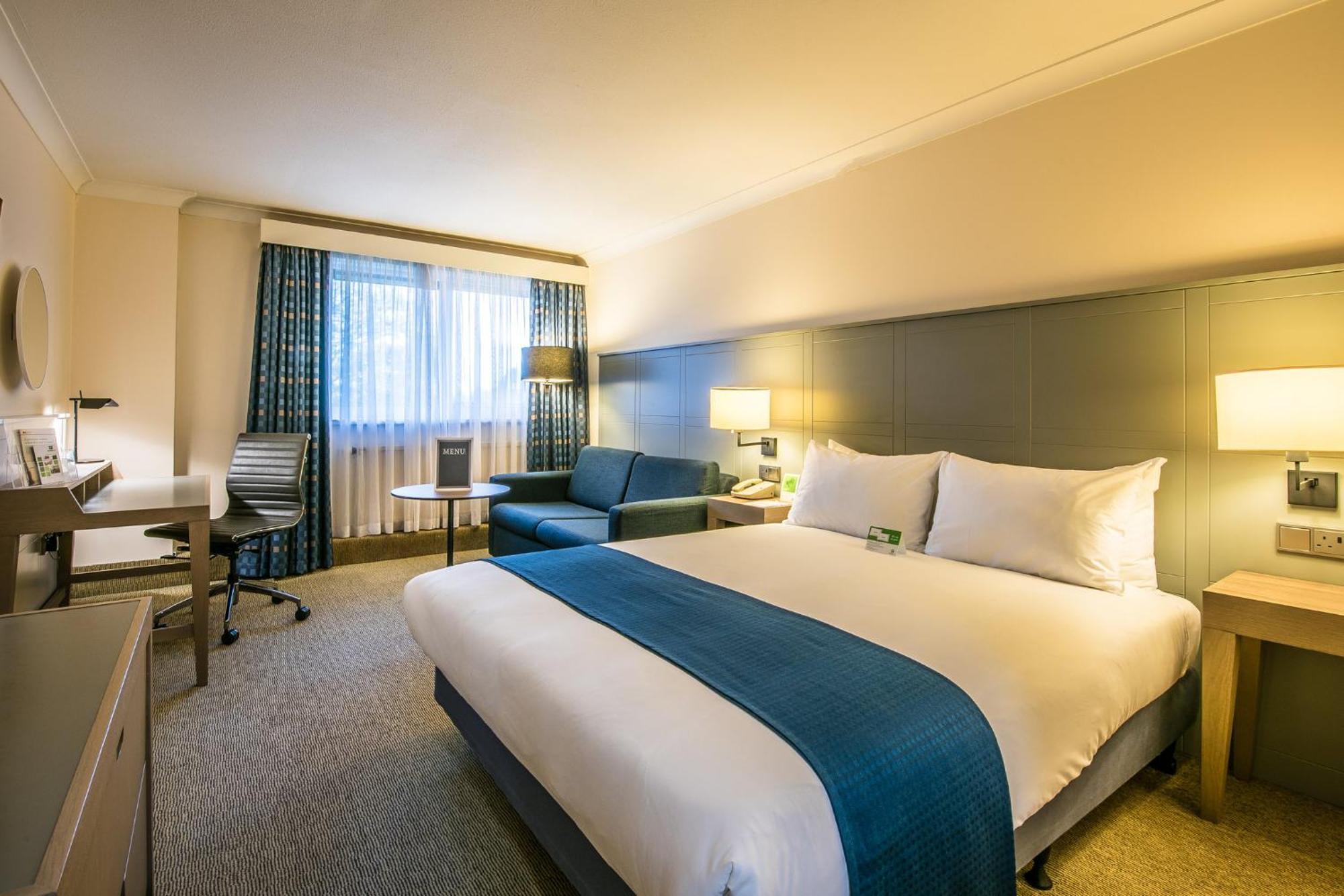 Girton  Holiday Inn Cambridge By Ihg מראה חיצוני תמונה