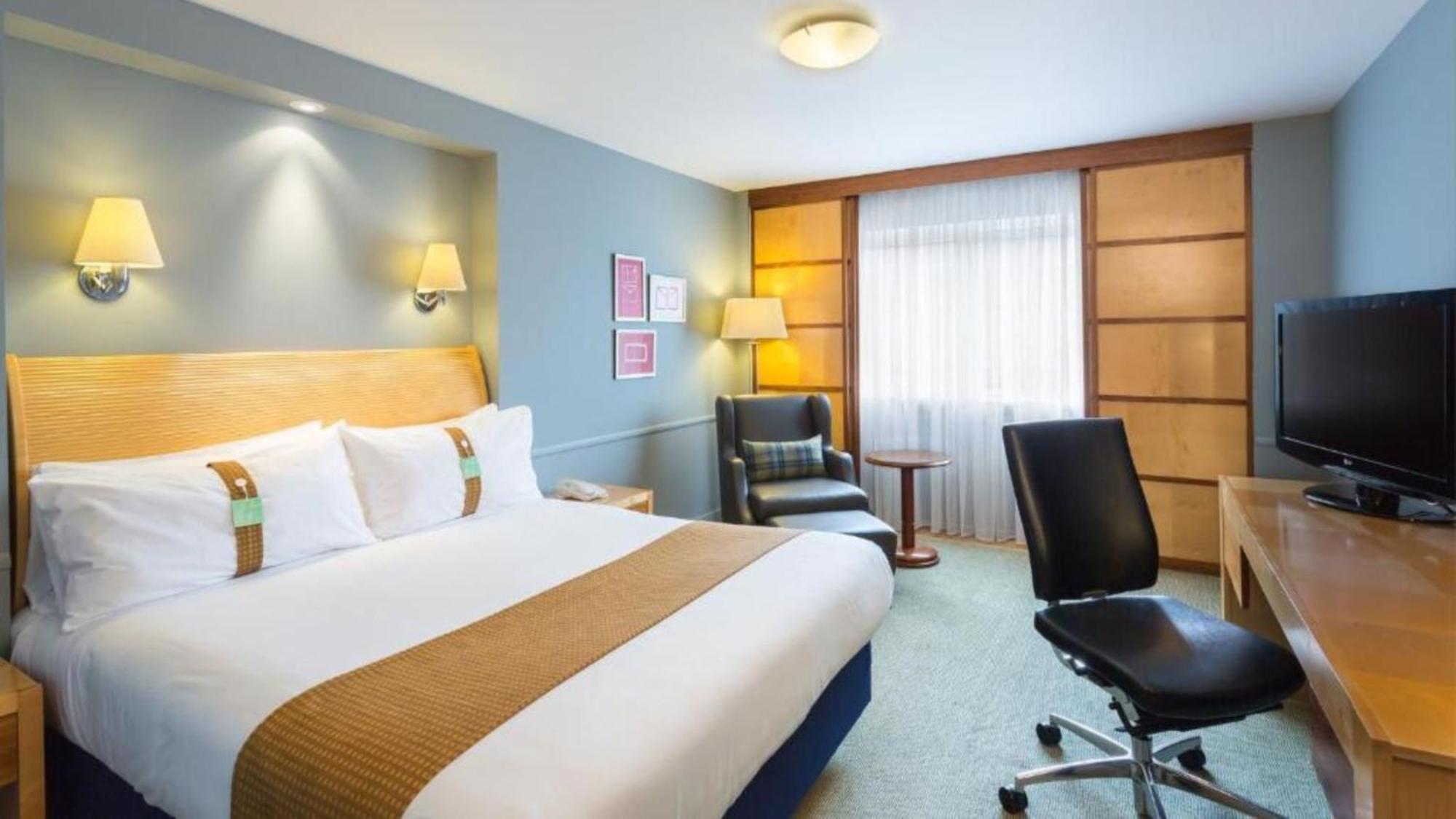 Girton  Holiday Inn Cambridge By Ihg מראה חיצוני תמונה